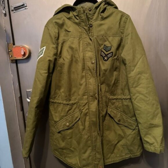 Military Style Parka / Anorak jacket / coat with patches! - Picture 8 of 16
